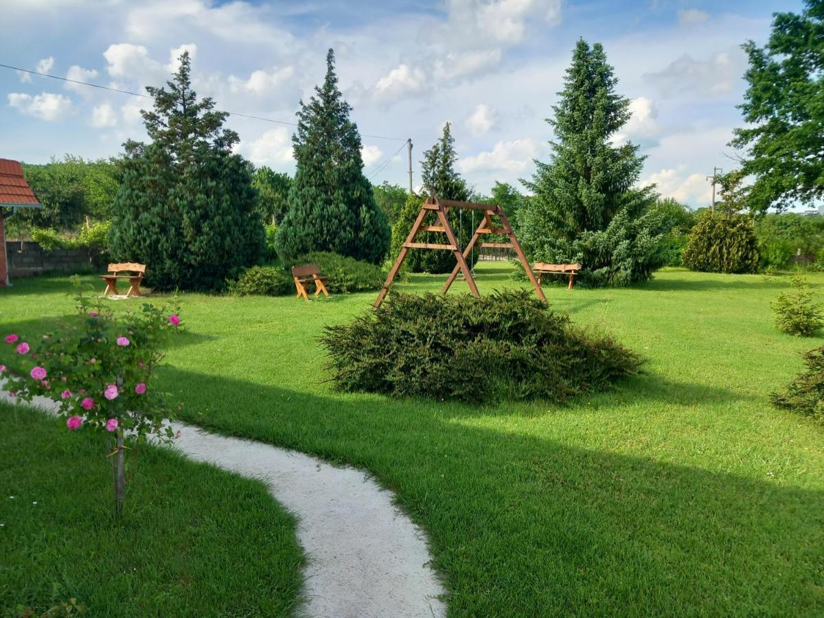 Apartmani Cosic Kursumlija Exteriér fotografie